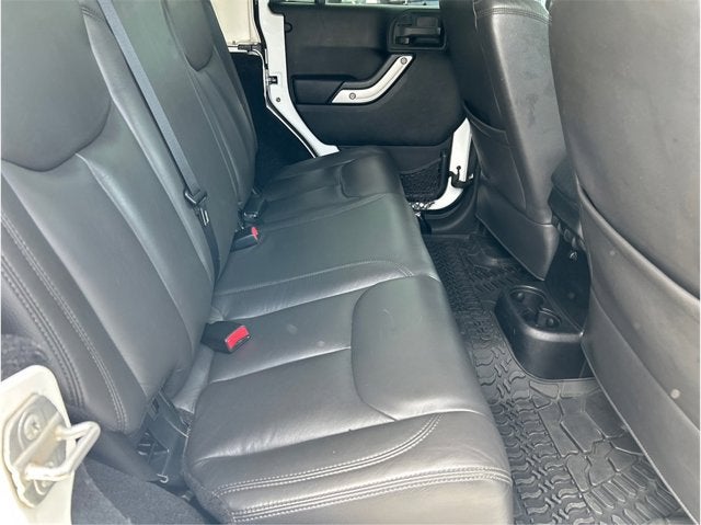 2014 Jeep Wrangler Unlimited UNLIMITED RUBICON 4X4 HARD TOP CLEAN