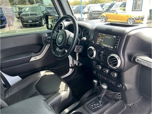 2014 Jeep Wrangler Unlimited UNLIMITED RUBICON 4X4 HARD TOP CLEAN