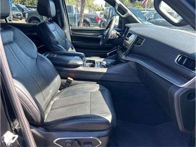 2023 Jeep Wagoneer L Series II