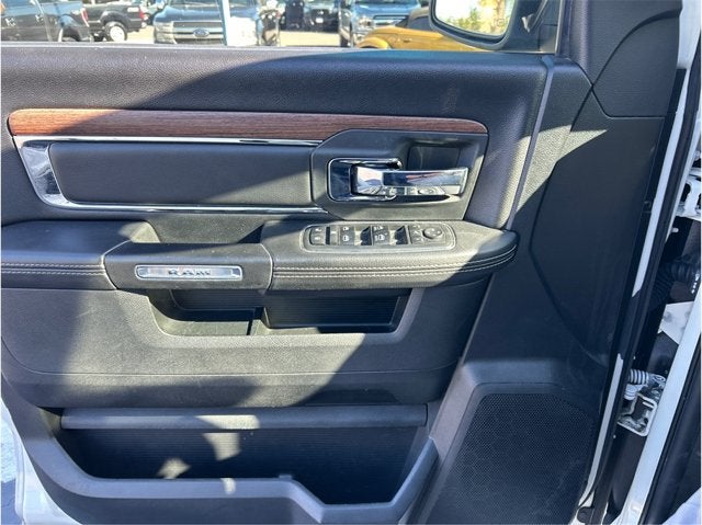 2017 RAM 1500 LARAMIE 4X4 ECO DIESEL BACK UP CAM CLEAN