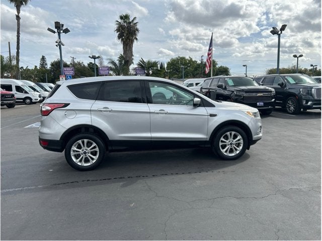 2017 Ford Escape SE BACK UP CAMERA ECOBOOST GAS SAVER CLEAN