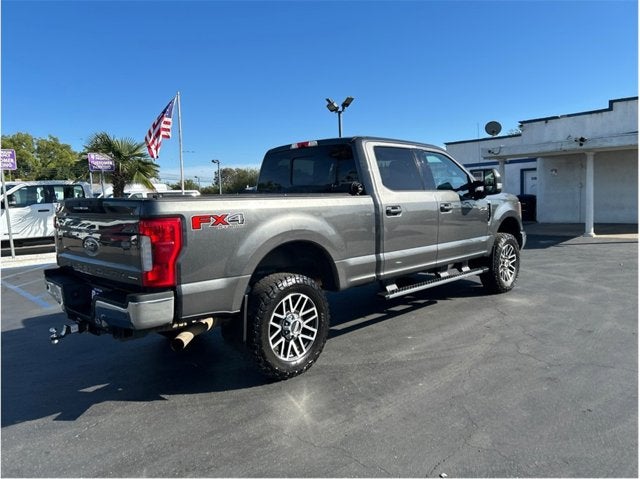 2017 Ford Super Duty F-250 SRW LARIAT 4X4 6.2L GAS NAV BACK UP CAM 1OWNER