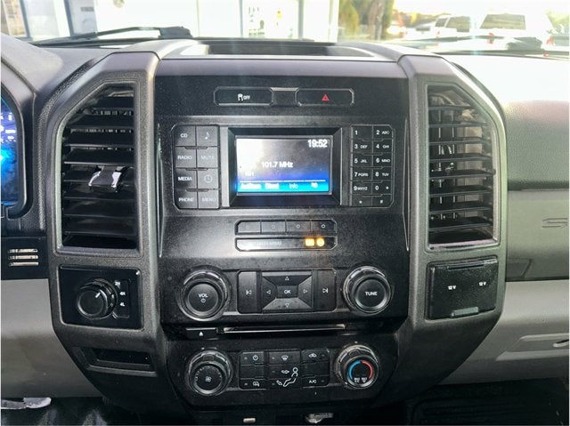 2018 Ford Super Duty F-250 SRW XL LONG BED 4X4 6.2L GAS BACK UP CAM