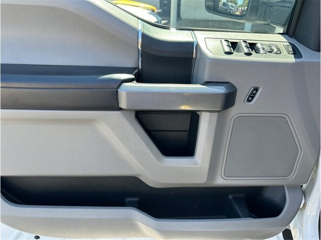 2017 Ford Super Duty F-250 SRW XLT 4X4 LEATHER 6.2L GAS BACK UP CAM CLEAN