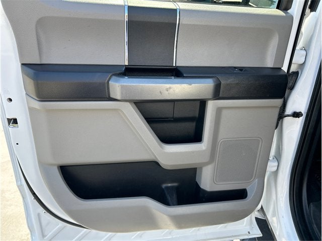 2017 Ford Super Duty F-250 SRW XLT 4X4 LEATHER 6.2L GAS BACK UP CAM CLEAN
