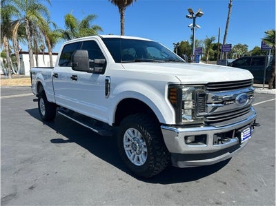 2017 Ford Super Duty F-250 SRW XLT 4X4 LEATHER 6.2L GAS BACK UP CAM CLEAN