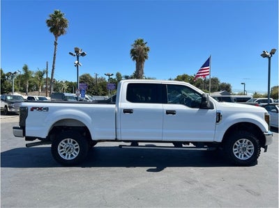2017 Ford Super Duty F-250 SRW XLT 4X4 LEATHER 6.2L GAS BACK UP CAM CLEAN