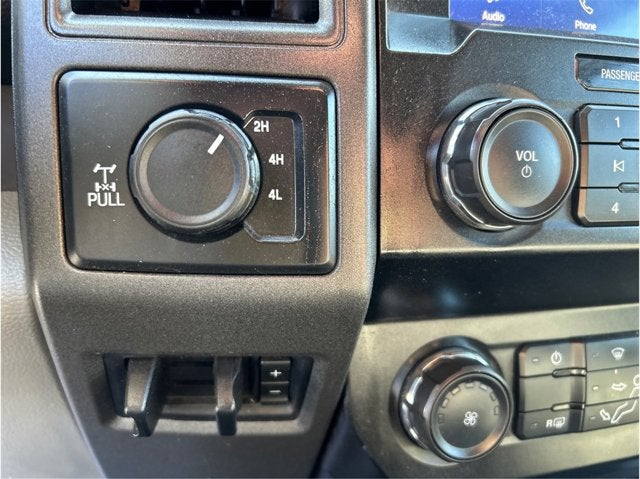 2020 Ford Super Duty F-250 SRW XL 4X4 6.2L GAS FX4 BACK UP CAM CLEAN