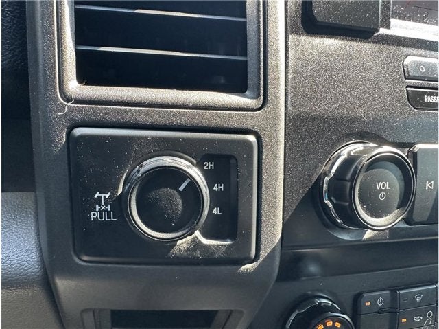 2019 Ford Super Duty F-250 XL 4X4 6.2L GAS 1 OWNER CLEAN R