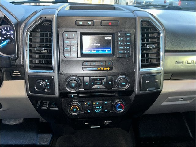 2018 Ford Super Duty F-250 SRW XLT LONG BED DIESEL 1 OWNER CLEAN