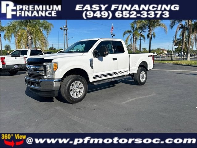 2017 Ford Super Duty F-250 SRW XLT 4X4 6.2L GAS BACK UP CAM CLEAN