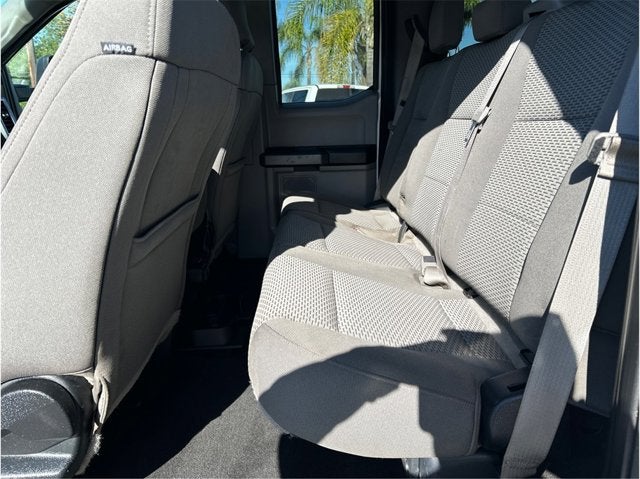 2017 Ford Super Duty F-250 SRW XLT 4X4 6.2L GAS BACK UP CAM CLEAN