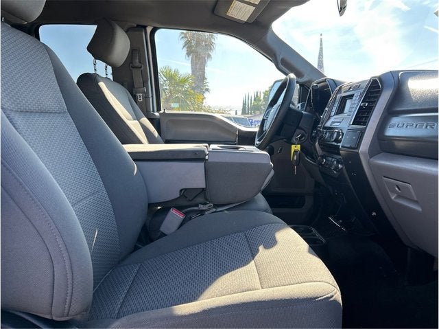 2017 Ford Super Duty F-250 SRW XLT 4X4 6.2L GAS BACK UP CAM CLEAN