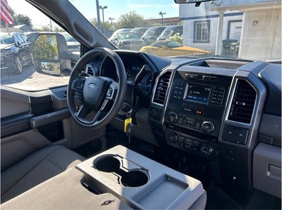 2017 Ford Super Duty F-250 SRW XLT 4X4 6.2L GAS BACK UP CAM CLEAN