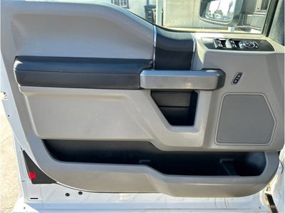 2017 Ford Super Duty F-250 SRW XLT 4X4 6.2L GAS BACK UP CAM CLEAN