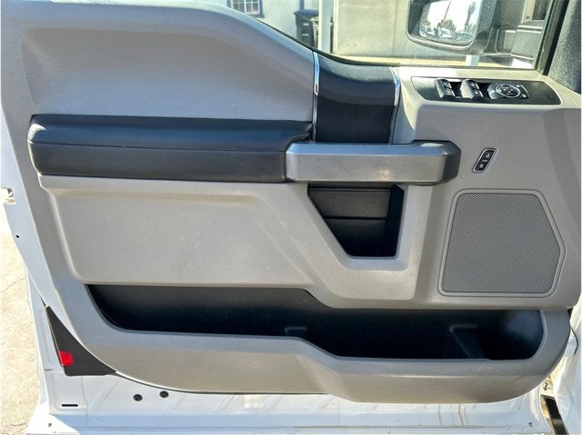 2017 Ford Super Duty F-250 SRW XLT 4X4 6.2L GAS BACK UP CAM CLEAN