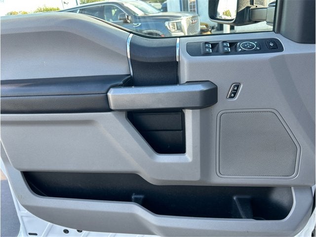 2017 Ford Super Duty F-350 SRW XLT LONG BED 4X4 DIESEL BACK UP CAM CLEAN