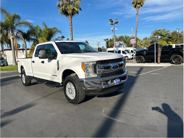 2017 Ford Super Duty F-350 SRW XLT LONG BED 4X4 DIESEL BACK UP CAM CLEAN