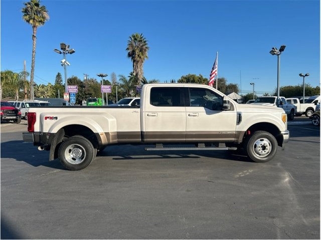 2017 Ford Super Duty F-350 DRW LARIAT DUALLY 4X4 DIESEL NAV BACK UP CAM CLEAN