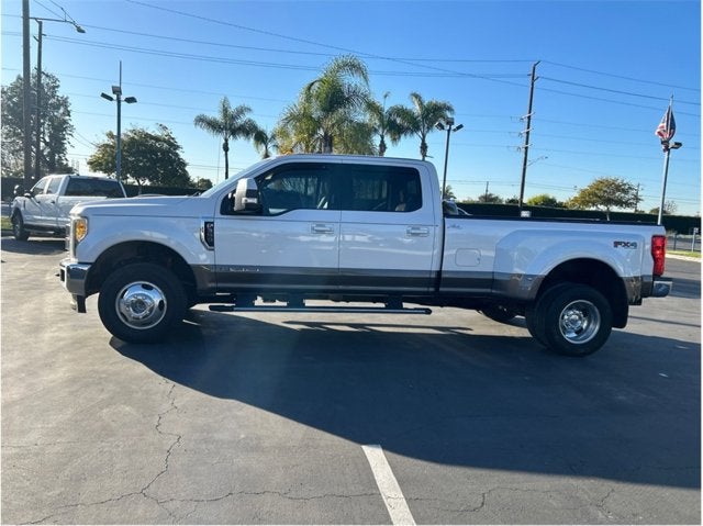 2017 Ford Super Duty F-350 DRW LARIAT DUALLY 4X4 DIESEL NAV BACK UP CAM CLEAN