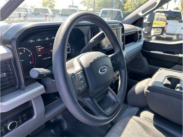 2024 Ford Super Duty F-350 DRW XL DUALLY 4X4 DIESEL BACK UP CAM 1 OWNER CLEAN