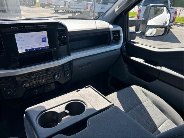 2024 Ford Super Duty F-350 DRW XL DUALLY 4X4 DIESEL BACK UP CAM 1 OWNER CLEAN