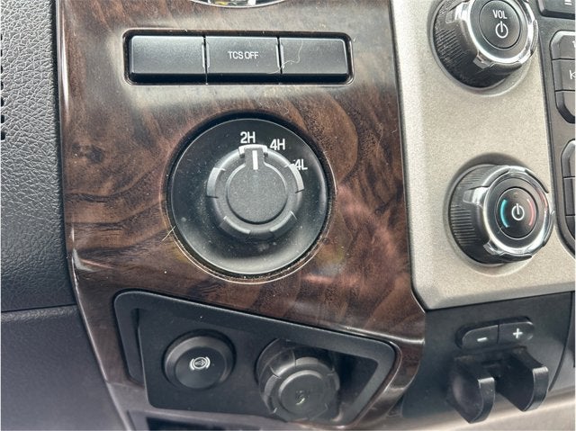 2015 Ford Super Duty F-350 DRW PLATINUM DUALLY 4X4 DIESEL NAV BACK UP CAM CLEAN