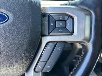 2019 Ford F-150 PLATINUM 4X4 NAV BACK UP CAM PANORAMIC ROOF CLEAN