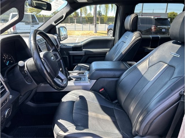 2019 Ford F-150 PLATINUM 4X4 NAV BACK UP CAM PANORAMIC ROOF CLEAN