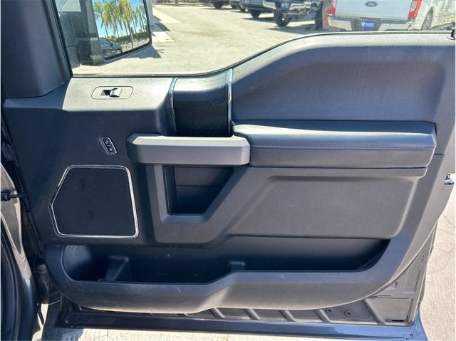 2019 Ford F-150 PLATINUM 4X4 NAV BACK UP CAM PANORAMIC ROOF CLEAN