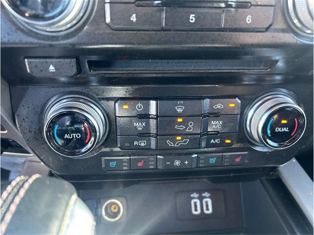 2016 Ford F-150 PLATINUM 4X4 ECOBOOST NAV BACK UP CAM 1 OWNER