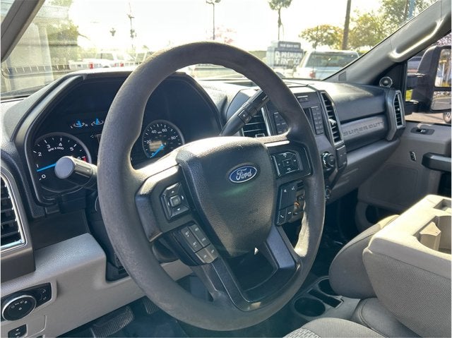 2017 Ford Super Duty F-350 SRW XLT LONG BED 4X4 FX4 6.2L GAS CLEAN