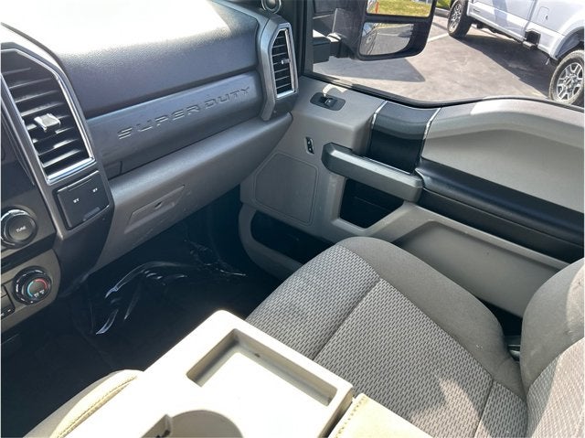 2017 Ford Super Duty F-350 SRW XLT LONG BED 4X4 FX4 6.2L GAS CLEAN