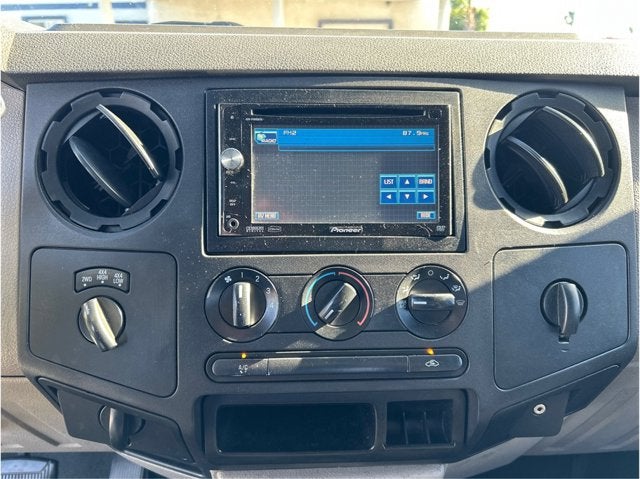 2010 Ford Super Duty F-250 SRW XL LONG BED 4X4 5.4L GAS CLEAN