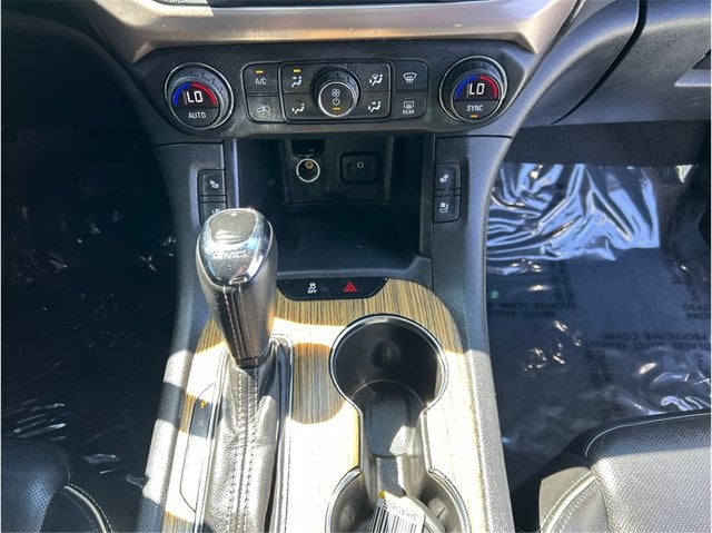 2017 GMC Acadia DENALI NAVIGATION BACK UP CAM CLEAN