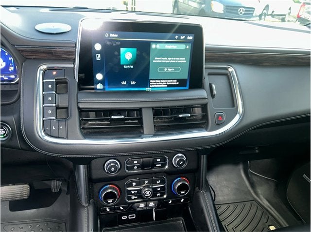 2022 Chevrolet Suburban LT LEATHER PACKAGE BACK UP CAM 1 OWNER CLEAN