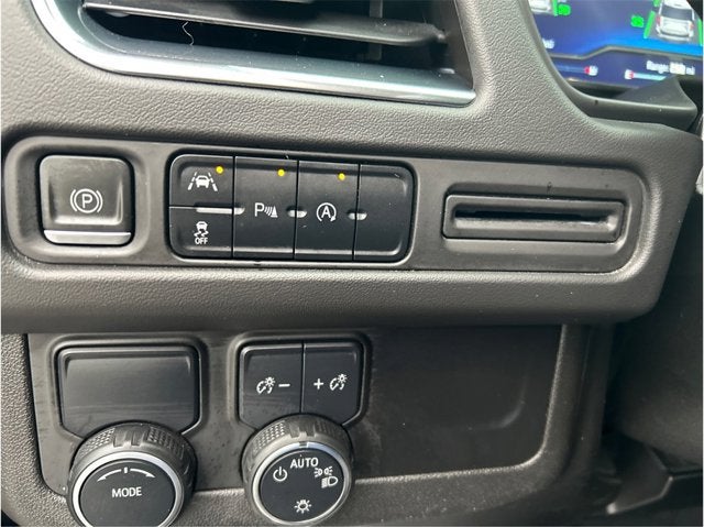 2023 Chevrolet Suburban LT BACK UP CAM LEATHER PACKAGE 1 OWNER CLEAN