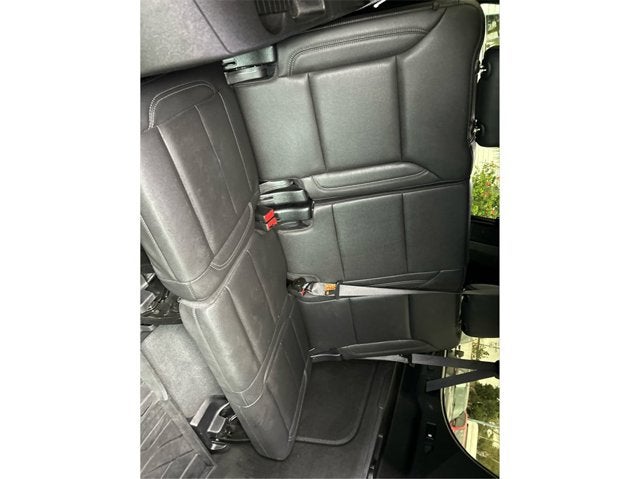 2023 Chevrolet Suburban LT BACK UP CAM LEATHER PACKAGE 1 OWNER CLEAN