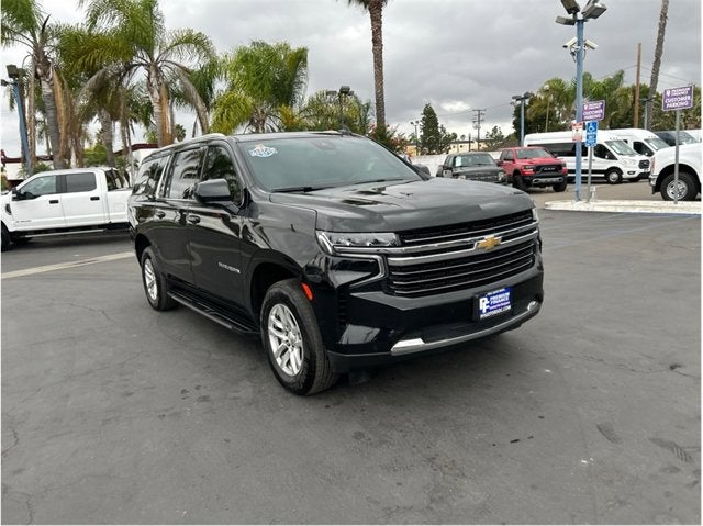 2023 Chevrolet Suburban LT BACK UP CAM LEATHER PACKAGE 1 OWNER CLEAN