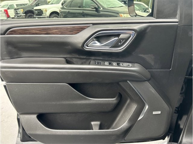 2023 Chevrolet Suburban LT BACK UP CAM LEATHER PACKAGE 1 OWNER CLEAN