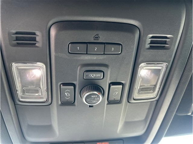 2023 Chevrolet Suburban LT LEATHER PACKAGE BACK UP CAM 1 OWNER CLEAN