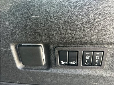2023 Chevrolet Suburban LT LEATHER PACKAGE BACK UP CAM 1 OWNER CLEAN