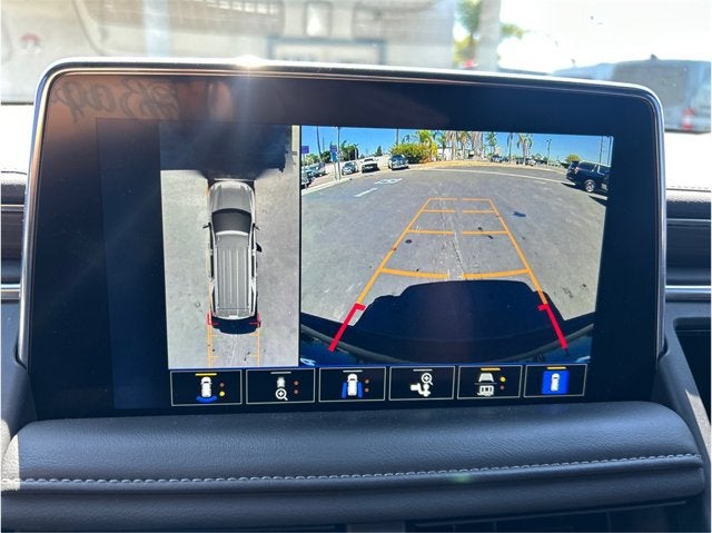 2024 Chevrolet Suburban LT DIESEL LEATHER PACKAGE BACK UP CAMERA 1 OWNER CLEAN