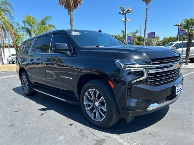 2024 Chevrolet Suburban LT DIESEL LEATHER PACKAGE BACK UP CAMERA 1 OWNER CLEAN