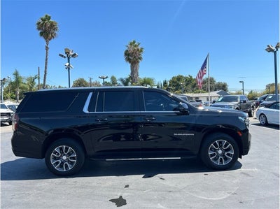 2024 Chevrolet Suburban LT DIESEL LEATHER PACKAGE BACK UP CAMERA 1 OWNER CLEAN