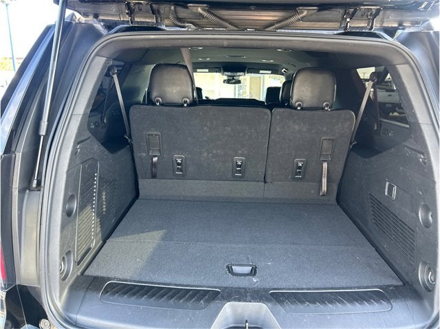 2023 Chevrolet Suburban LS