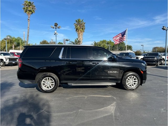 2023 Chevrolet Suburban LS