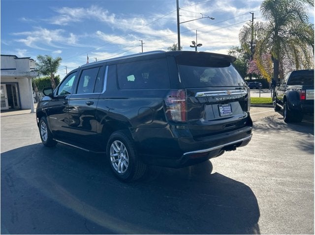 2021 Chevrolet Suburban LT 4WD LEATHER PACKAGE BACK UP CAM 1 OWNER CLEAN