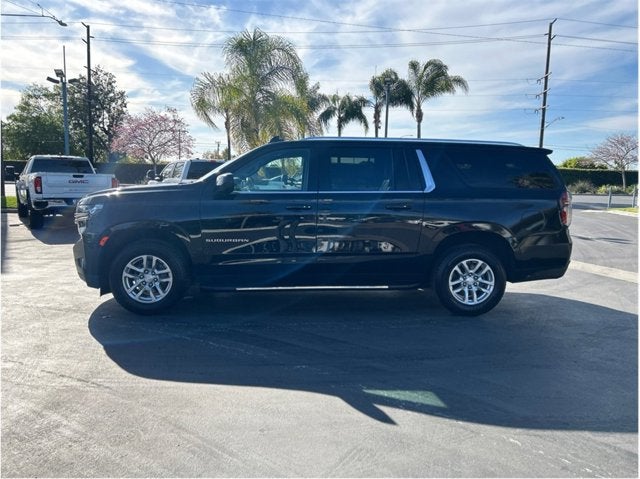 2021 Chevrolet Suburban LT 4WD LEATHER PACKAGE BACK UP CAM 1 OWNER CLEAN