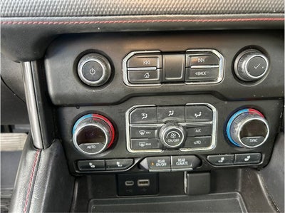 2021 Chevrolet Suburban RST